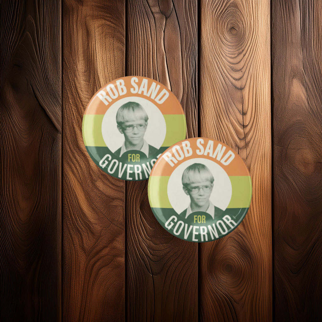 Throwback Rob Sand Button Pin